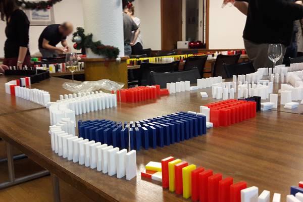 Domino Event, Teambuilding Power, Betriebsausflug, Teambuilding