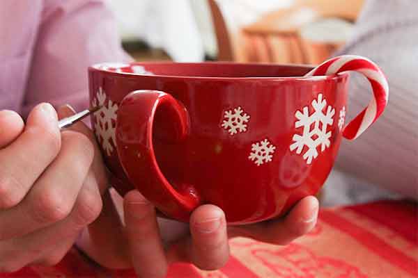 Weihnachtskaffeetasse gestalten, Firmenfeier, Teambuilding Power, Teamevent, Weihnachtsfeier